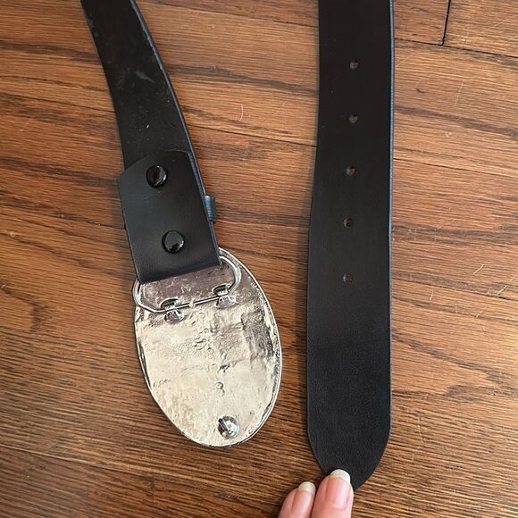 Wide black leather belt with blingy sequined cotton boll‎ silver buckle